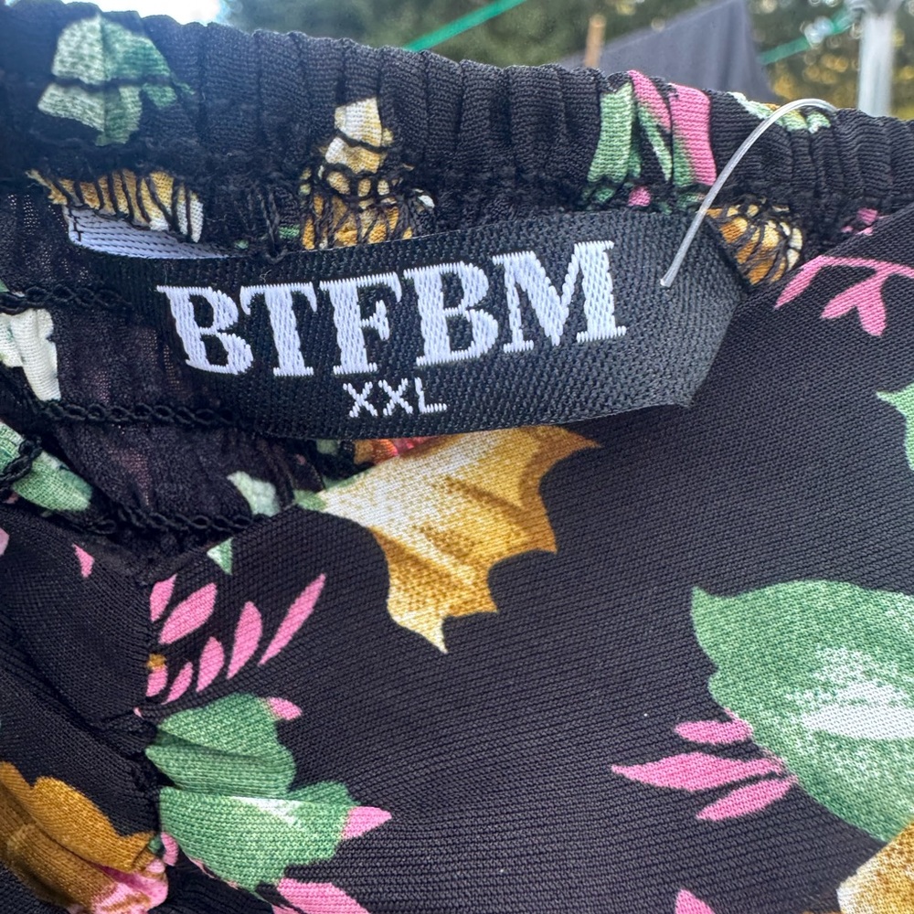 NWT Floral Plus Size Maxi Dress | XXL - Picture 4 of 5